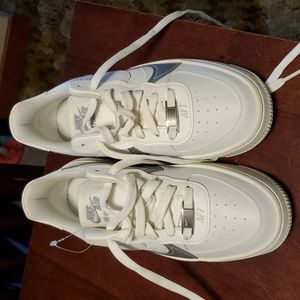 Nike Air Force 1 BNWOT